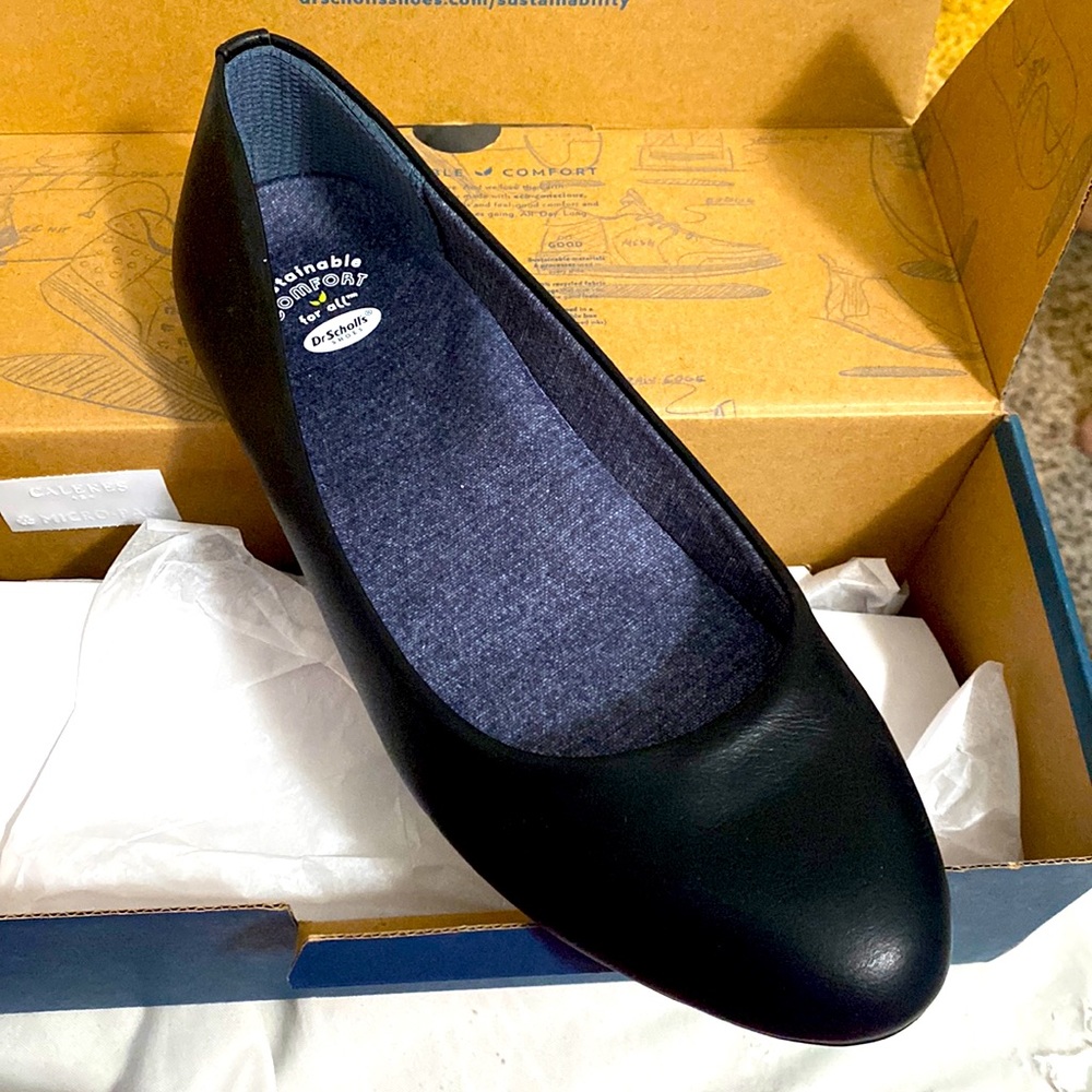 Brand new, never worn Dr. Scholl's black dress shoes size 11w